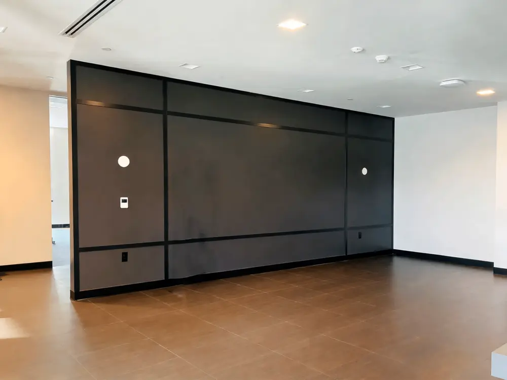 SoftBank — photo 2